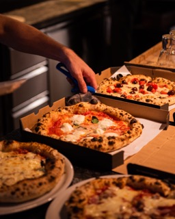 Pizza napoletană